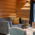 4a Chalet