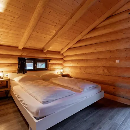 4a Chalet